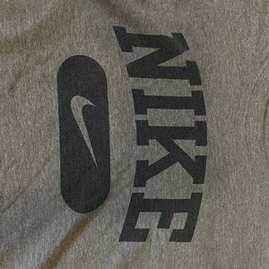 Short sleeve vintage cropped Nike tee